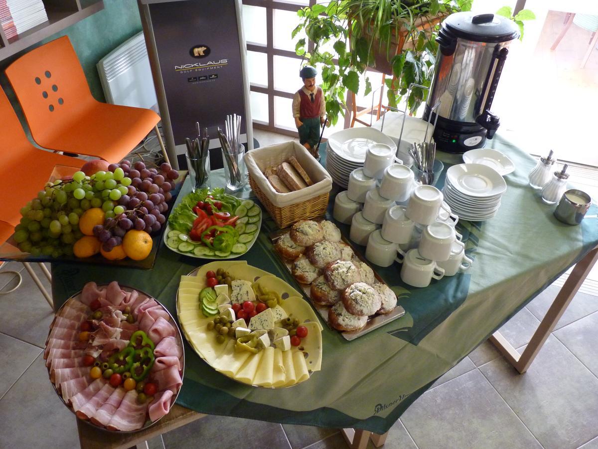 Hotel Devitka 야노프 외부 사진